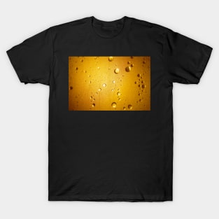 Shower Door – Yellow T-Shirt